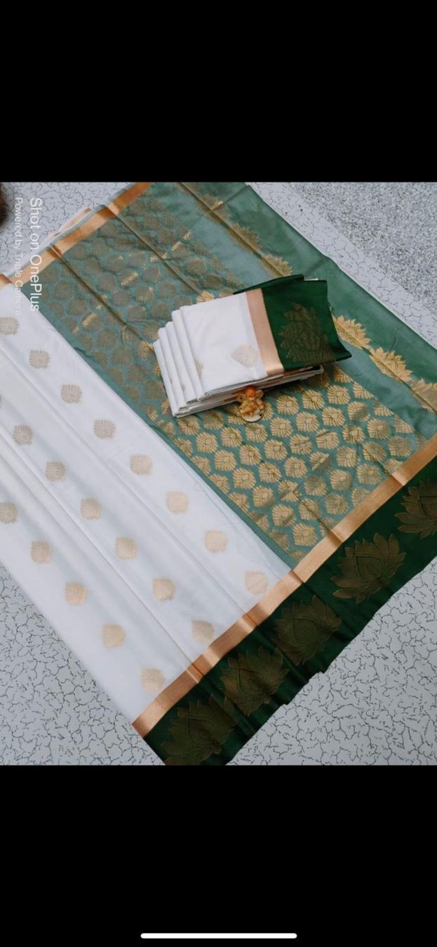 Vestiti: Kerala style saree – Nuovo e nell'imballaggio originale da Les Acacias venduto da minnie6