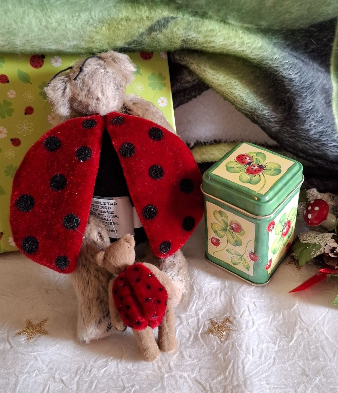 Tutte le decorazioni: 2 MARIENKÄFER TEDDY'S MIT DEKO MARIENKÄFER – Nuovo (secondo la descrizione) da Gretzenbach venduto da schibaya 5
