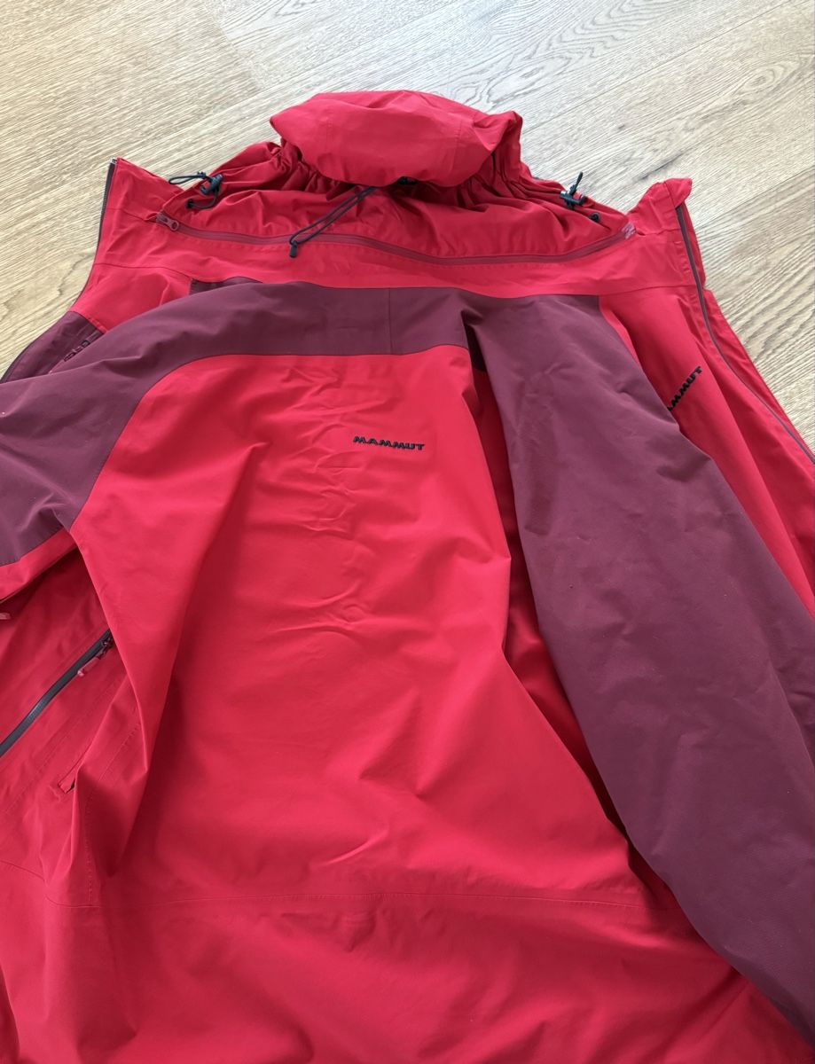 Mammut Giacche: Mammut Gore-Tex Performance Shell Red Jacket XL – Usato da Boswil venduto da hey.itsme 6