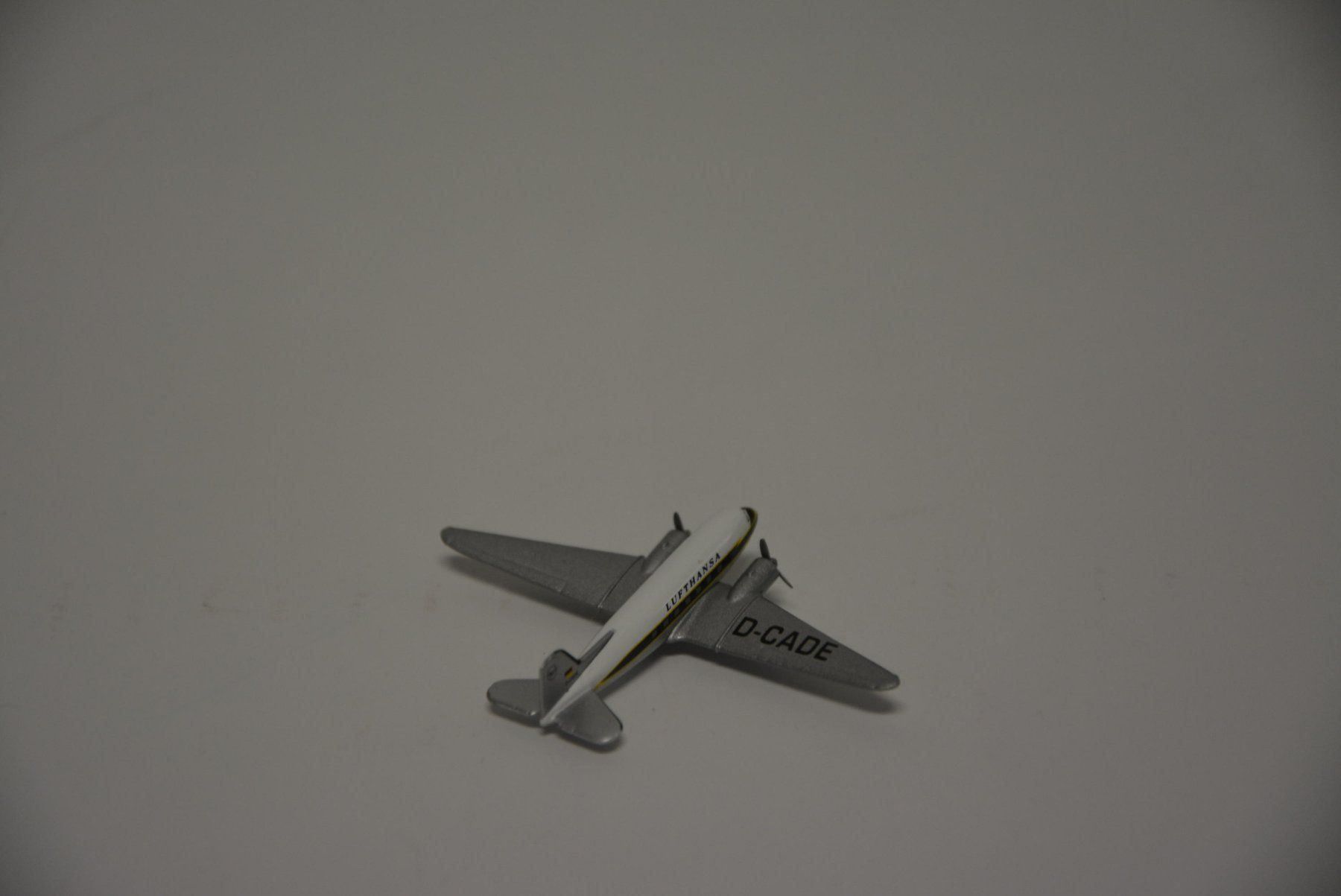 Herpa Kit di modellismo & Modellini statici: Douglas DC-3 5167  Lufthansa ,1:500 – Nuovo e nell'imballaggio originale da Goldach venduto da Feivel9 5