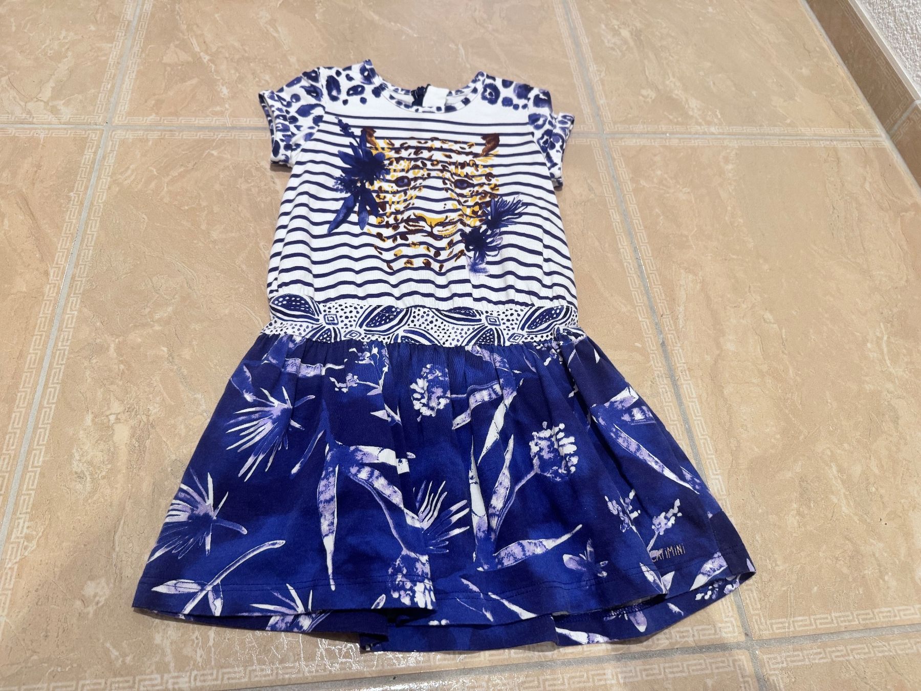 Catimini Vestiti & Gonne: Catimini neues süsses Kleid, 5J 110 – Nuovo (secondo la descrizione) da Klingnau venduto da Markus14