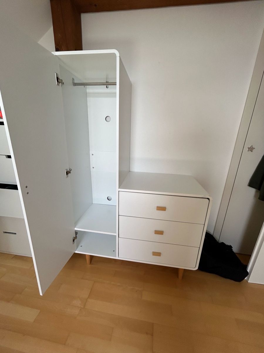 Armadi: Armoire en bois pour enfant – Usato da Neuchâtel venduto da san_g7nc 1