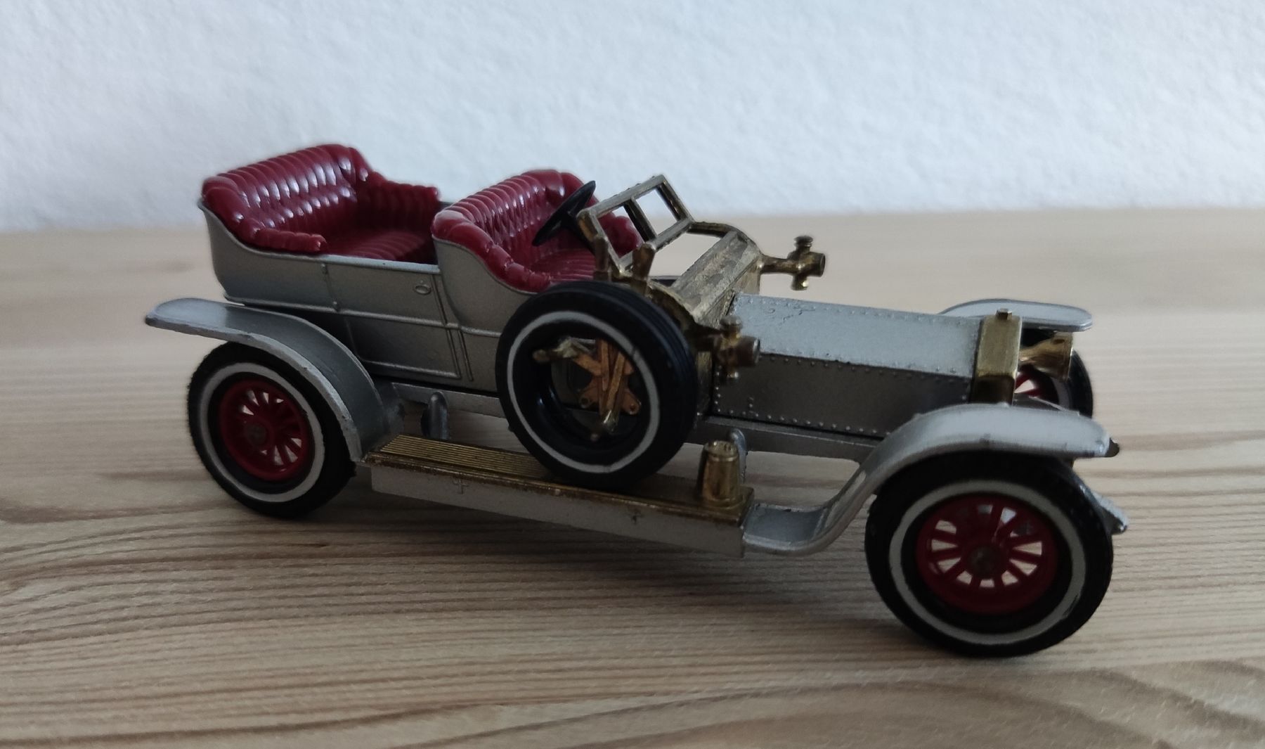 Matchbox Modellini d'auto: Match Box Autos – Usato da Chur venduto da Nisami 6