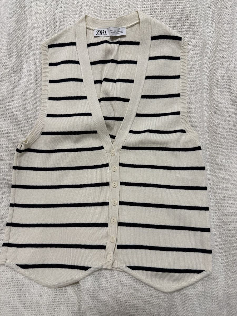 Zara Gilet & Giacche senza maniche: Gilet rayé ZARA, taille S – Nuovo (secondo la descrizione) da Les Avanchets venduto da NR07