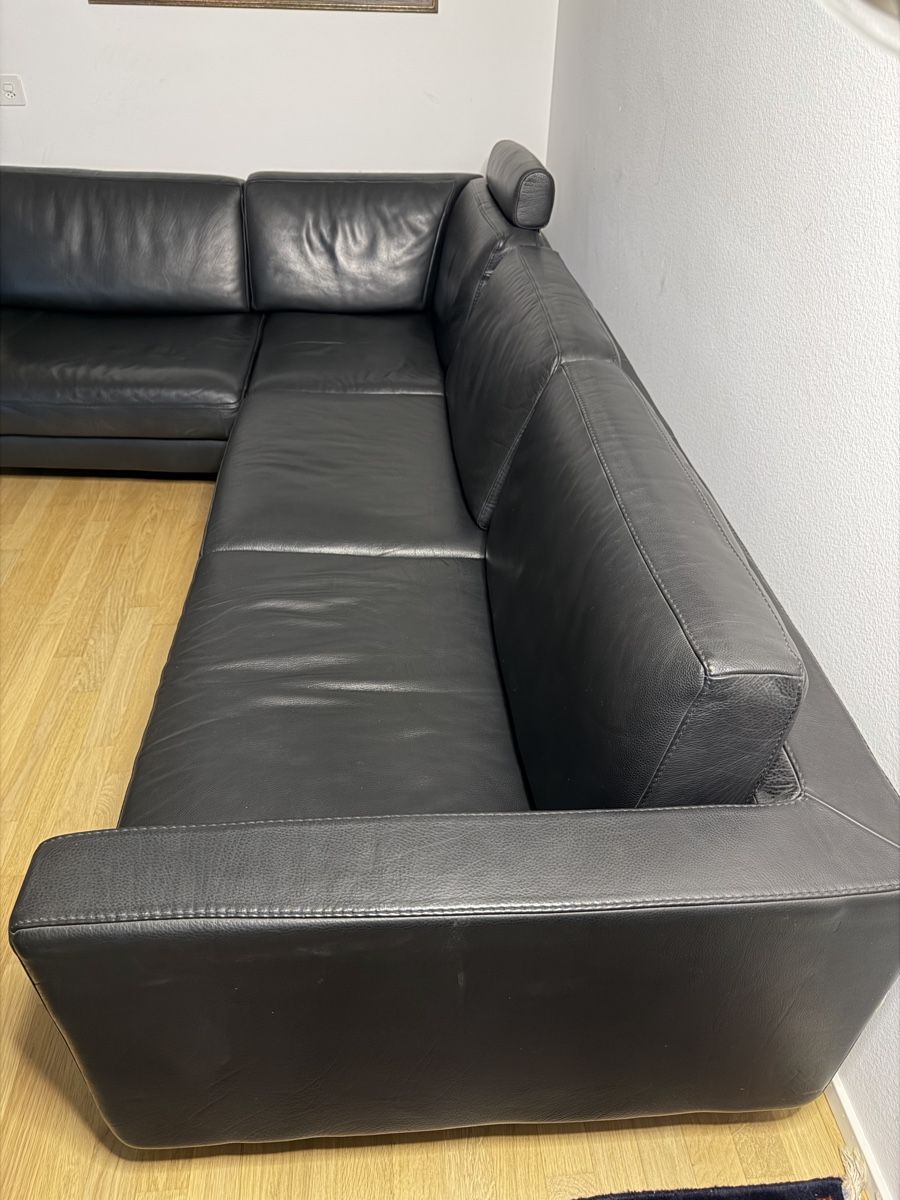 Divani: Ecksofa Leder schwarz mit 2 Kopfstützen – Usato da Basel venduto da Lithoklast 2