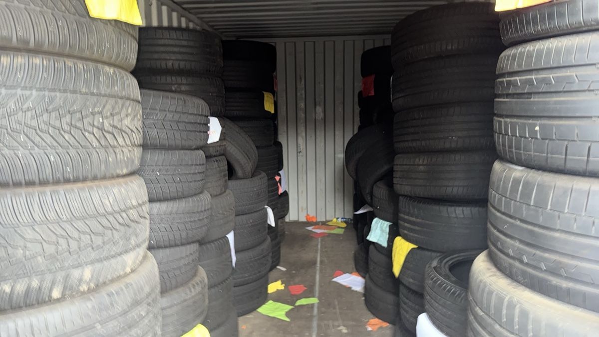 Autres articles bureau & commerces: Container – D'occasion à Olten par dur_dgj7 5