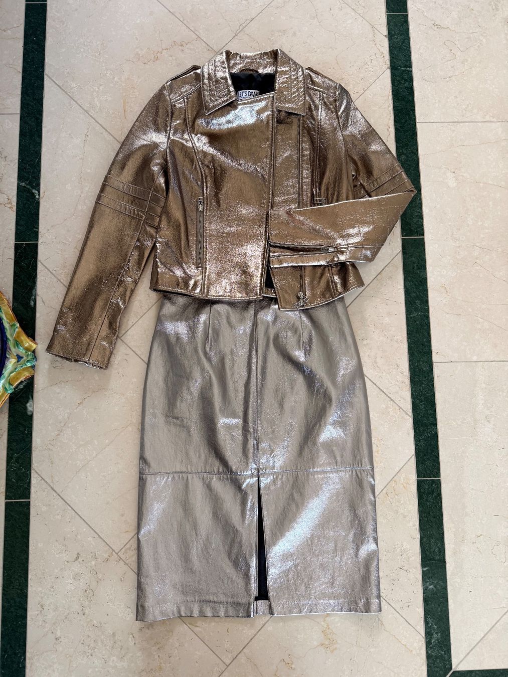 Giacche: Leather Jacket – Nuovo (secondo la descrizione) da Corsier-sur-Vevey venduto da Kristina.Nova 6