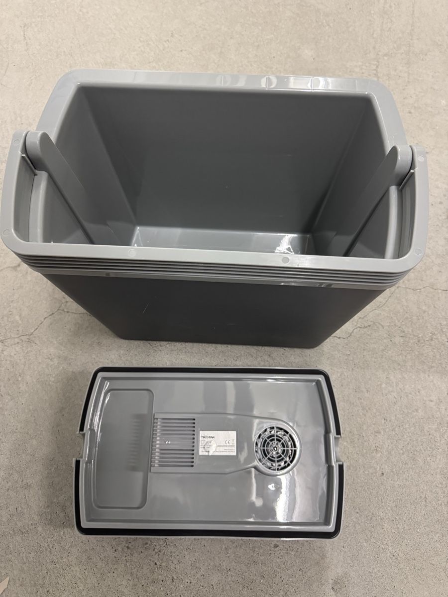 Réfrigérateurs et refroidissement: Kühlbox für Auto  – D'occasion à zürich par paternopoli 2
