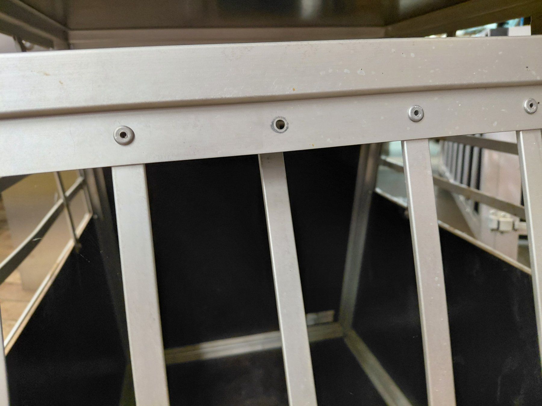 Käfige, Transport & Sicherheit: Hundebox – Gebraucht aus Schlieren von catrade 2