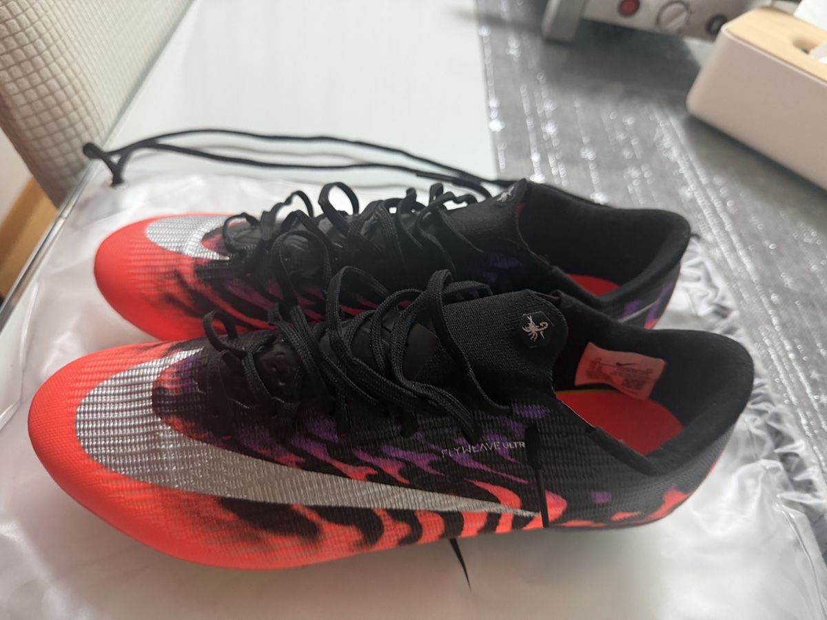Scarpe da uomo: Nike Superfly 11 Scorpion  – Nuovo (secondo la descrizione) da Lenzburg venduto da fit_w6xz 2