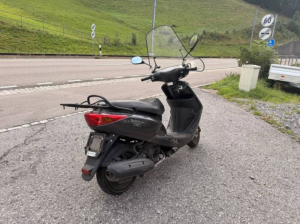 Yamaha Scooter: Roller Yamaha XC 125 ab MFK – Usato da Gais venduto da MAX-Anhaenger 2