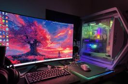 Gaming desktop with Alienware monitor