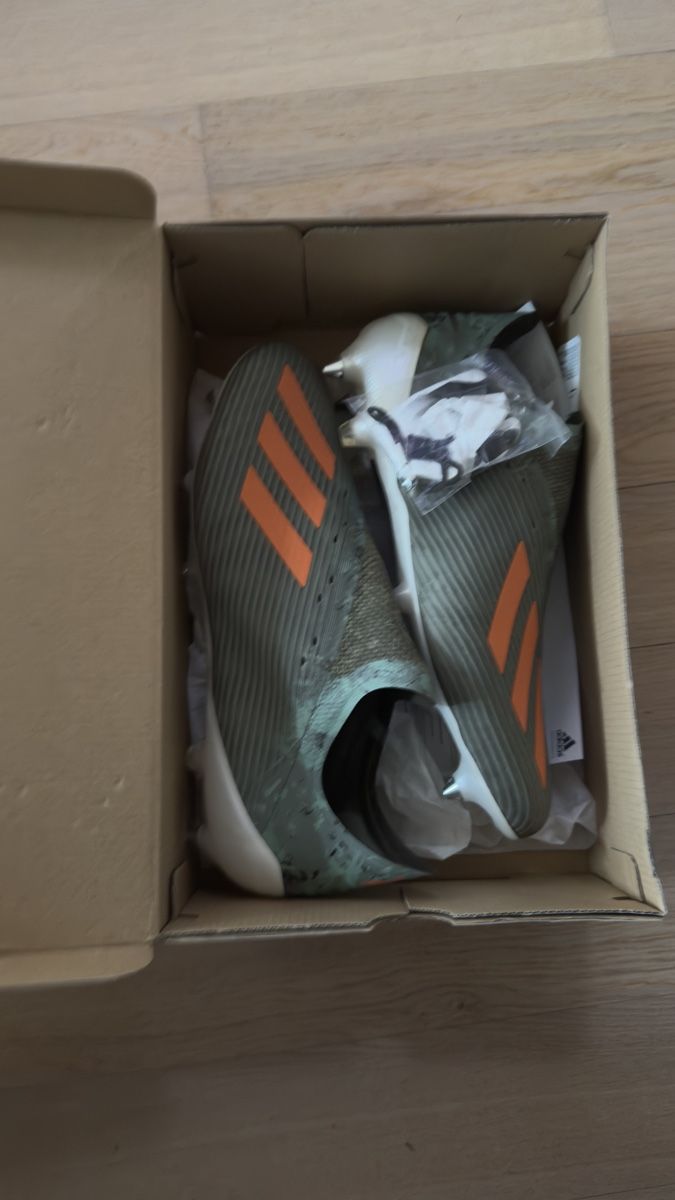 Adidas Scarpe da uomo: Adidas X 19.1 SG – Nuovo e nell'imballaggio originale da Hombrechtikon venduto da JOKIASSU