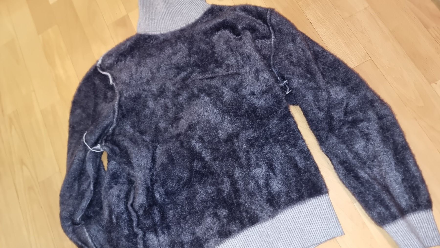 Pullover & Sweatshirts: Kuscheliger Rollkragenpullover, Grau, Gr.38-40 Top Zustand – Gebraucht aus Wald ZH von CapLux 4