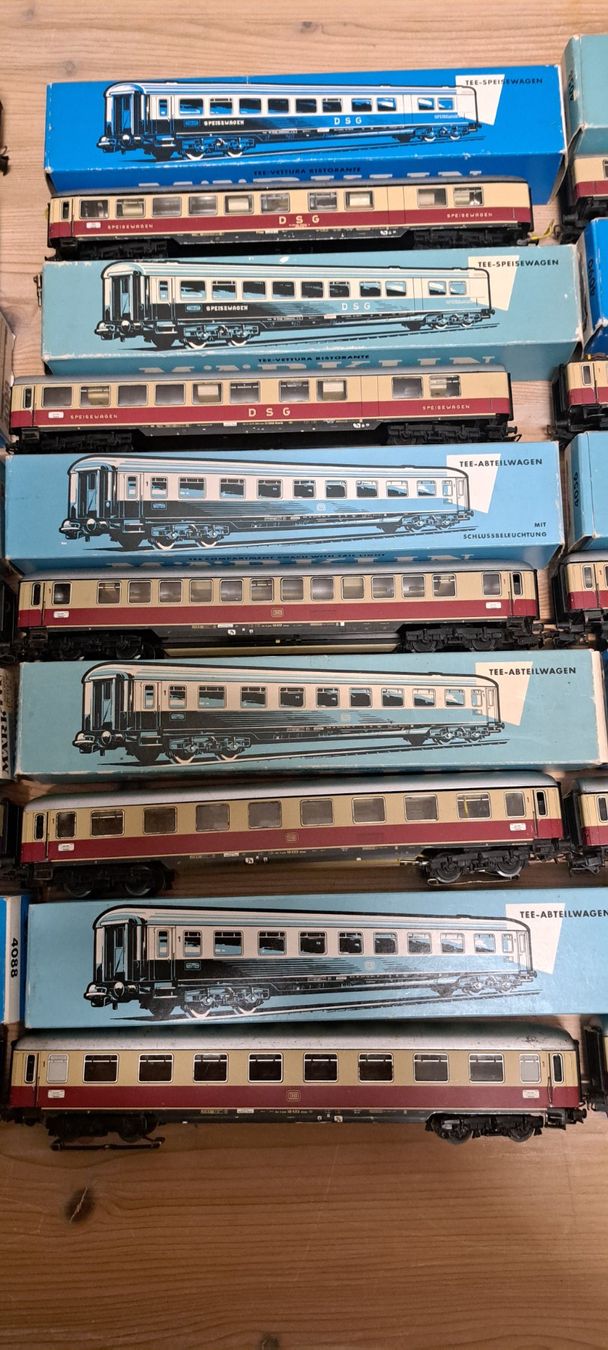 Märklin Modellini di ferrovie: 16 TEE Märklin Personenwagen – Usato da Urdorf venduto da Canyamel1 2