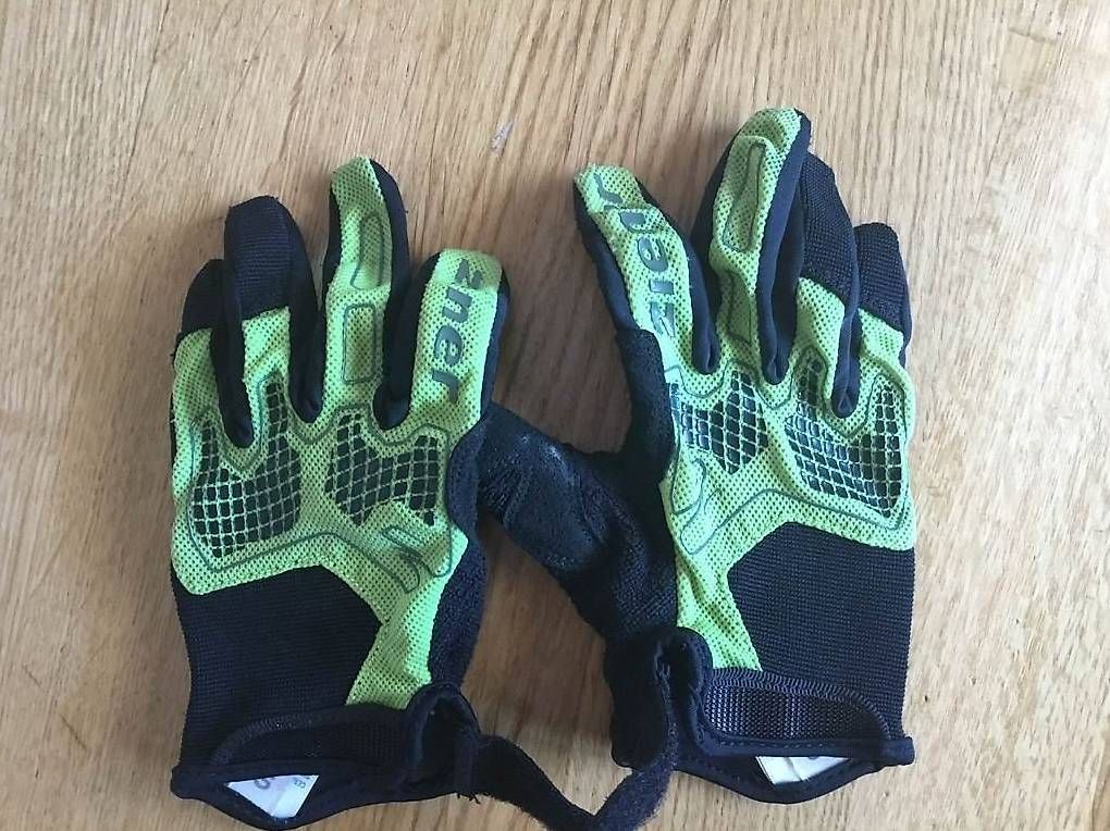 Guanti: Ziener junior Handschuhe Kindergartenalter – Usato da Luzern venduto da ba.th 2