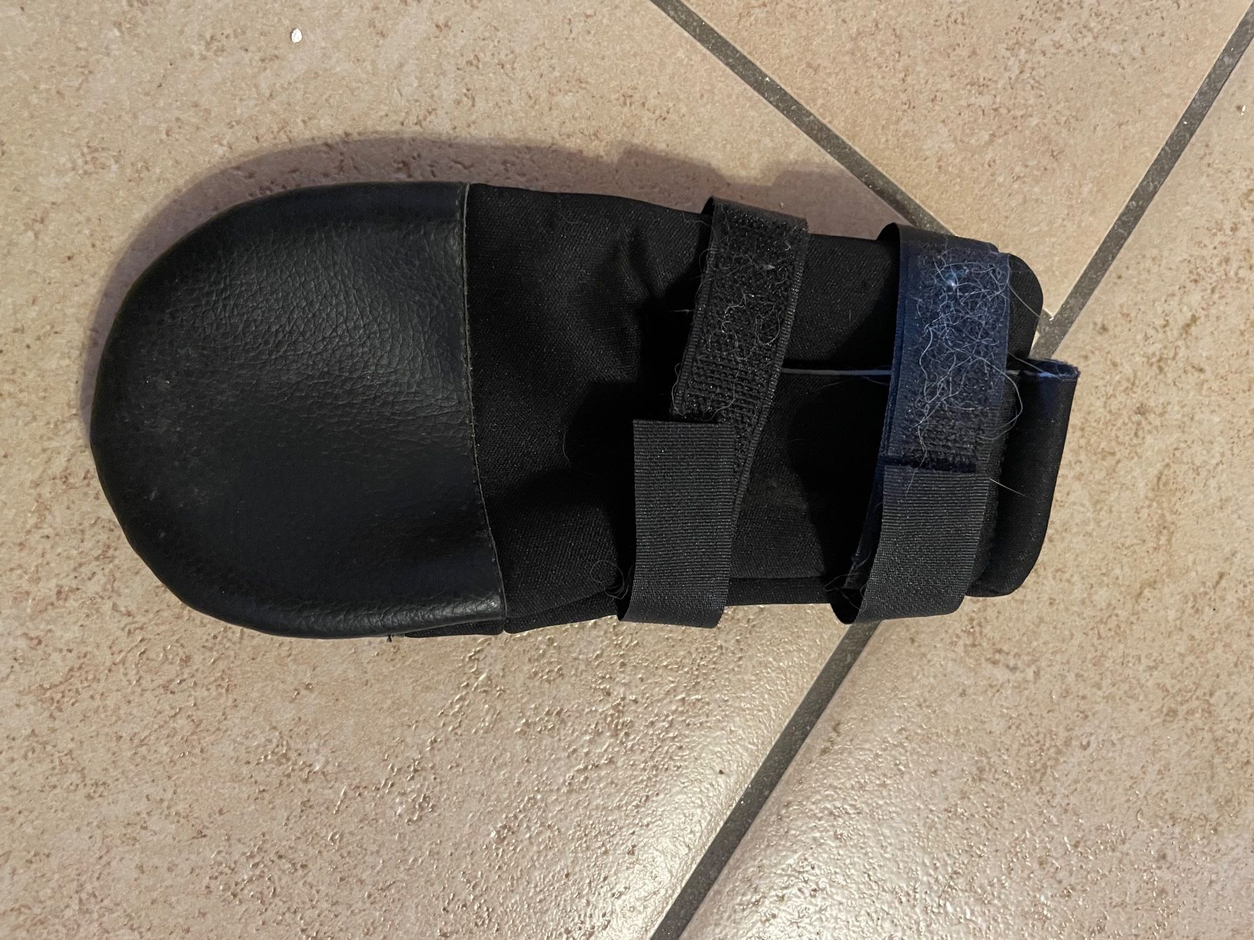 Bekleidung: Hunde Pfotenschutz – Gebraucht aus Gebenstorf von mo06 1