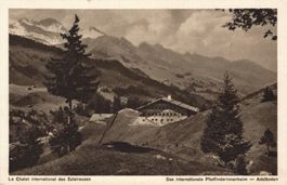Pfadfinder innenheim Adelboden mit Alpenpanorama, 1950er