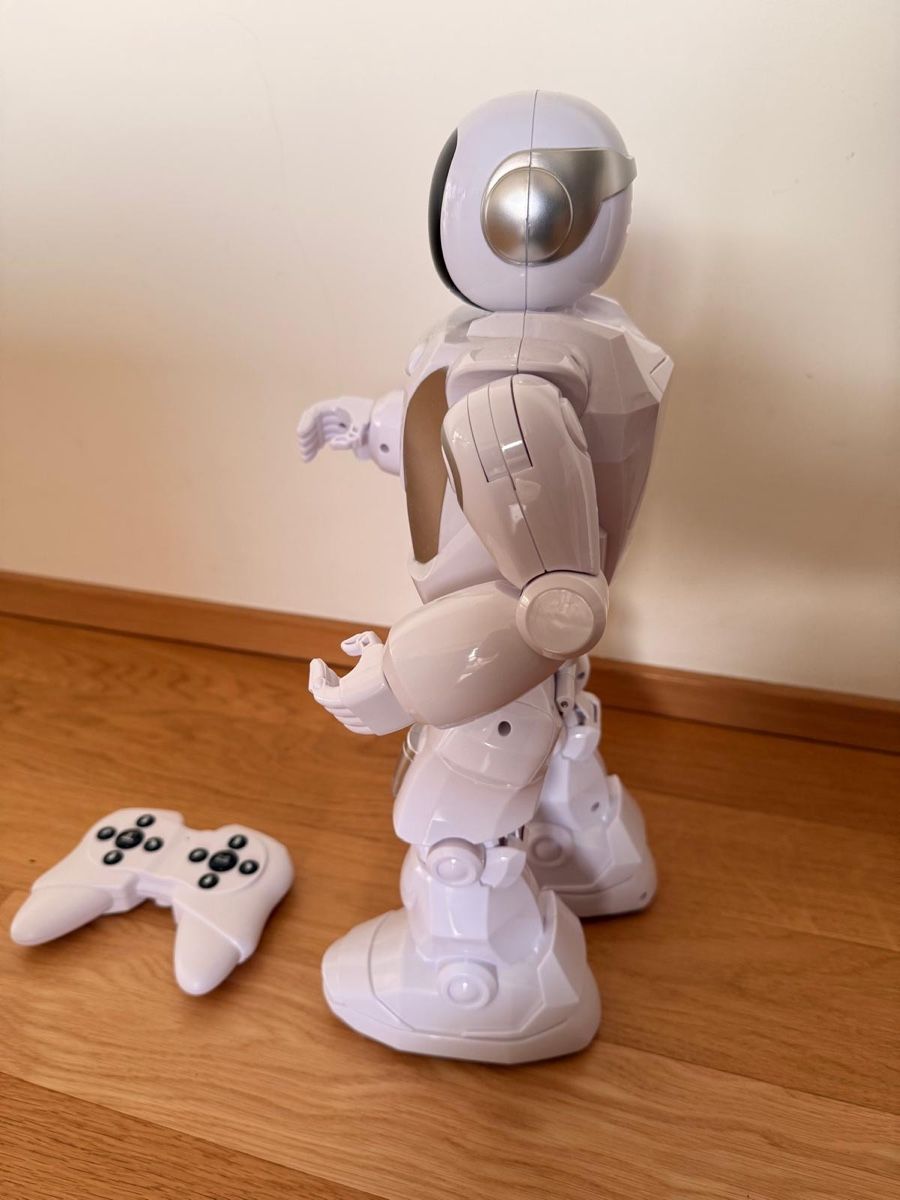 Giocattoli: Silverlit - YCOO NEO - PROGRAM A BOT X – Usato da Wädenswil venduto da celinecelineh 1