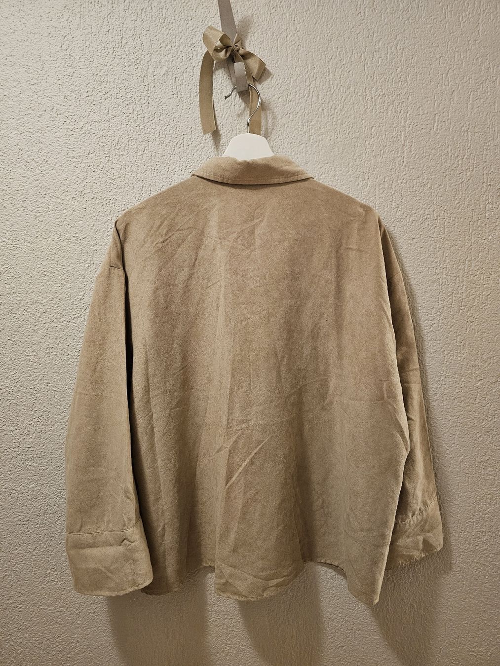 Zara Camicette: Zara Hemdbluse Wildleder Optik Beige Gr. L – Usato da Bern venduto da Oscarella 6