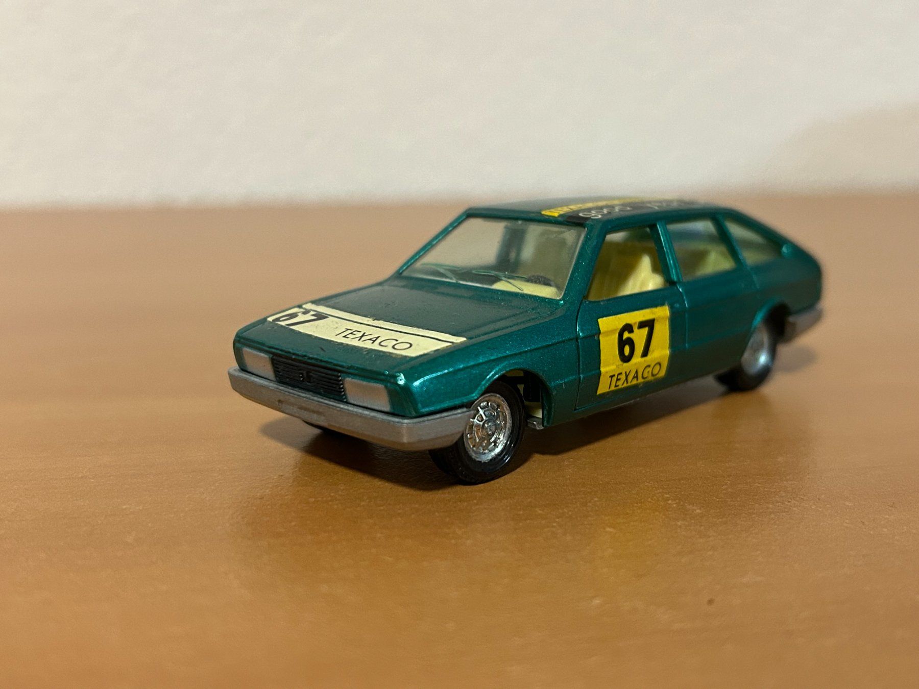 Chrysler Voitures modèles: Chrysler 150 1:43 Pilen – D'occasion à Schafisheim par Ducati57