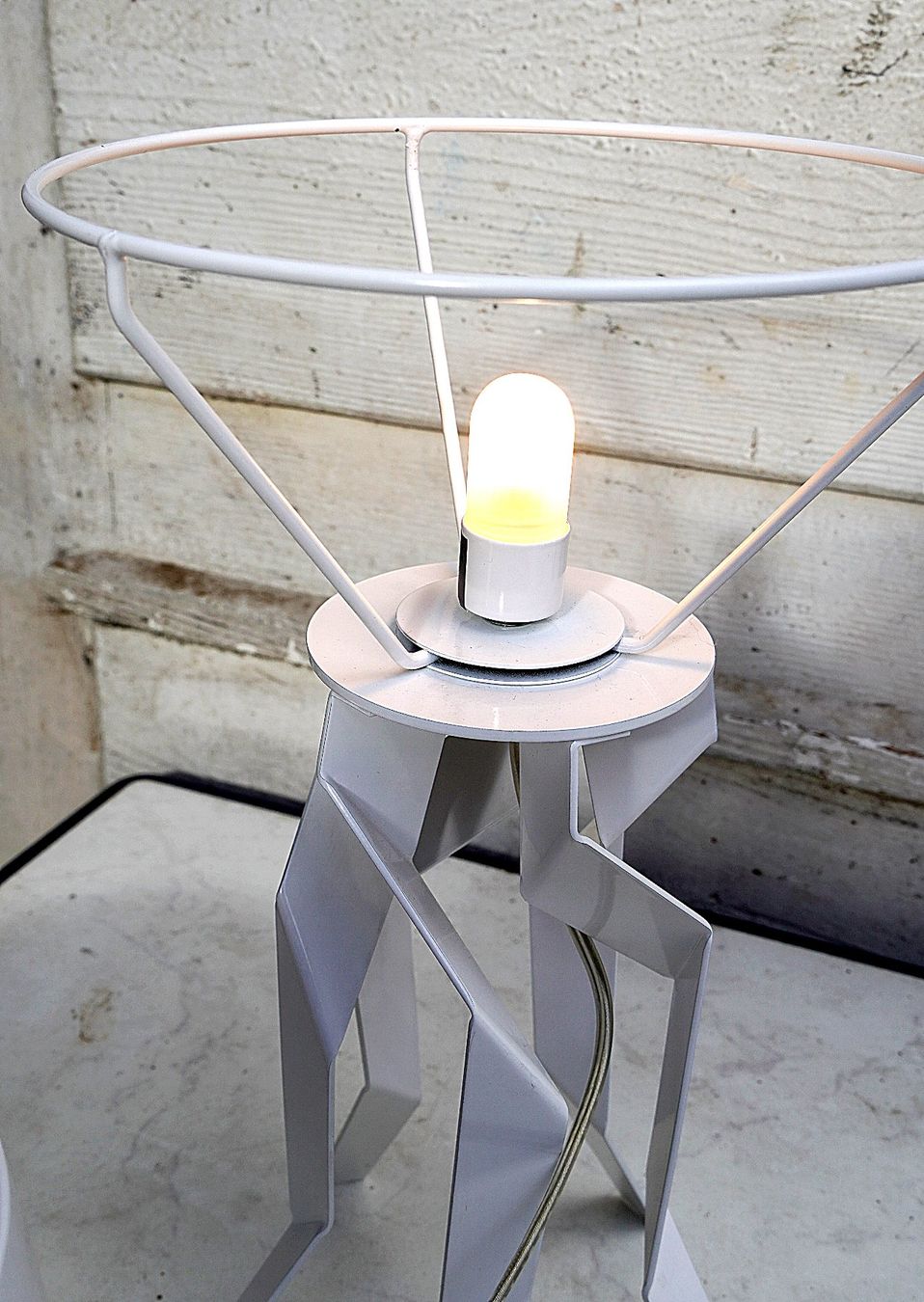Lampade: Tischlampe LED Stahlblech – Usato da Baar venduto da 2cvbaar 3