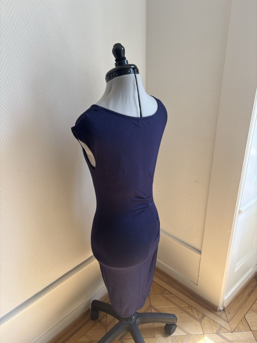 Kleider: Robe marine taille s drapée bon état – Gebraucht aus Genève von fan_5n8s 1
