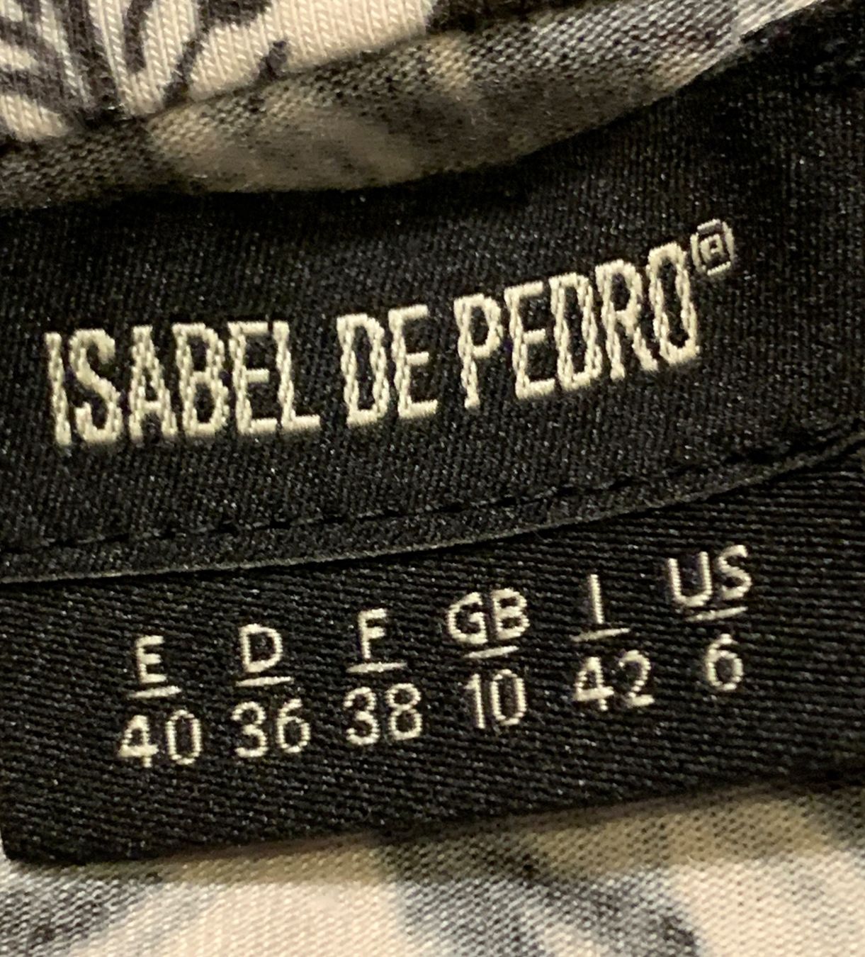 Kleider: Wickelkleid von Isabel De Pedro – Gebraucht aus Unterägeri von Jr61 5
