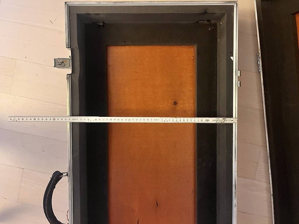 Valigie: Zeck Flightcase (Holz)  Transportkoffer – Usato da Zürich venduto da Madshock 1