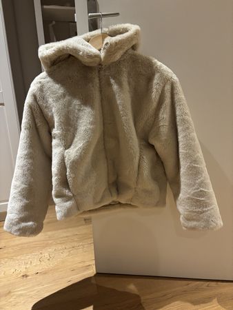 Warme ZARA Winterjacke, Gr. 152, Top Zustand, Beige! (50)
