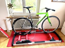Elite Rollentrainer Tax freie-Rolle Hometrainer Swift