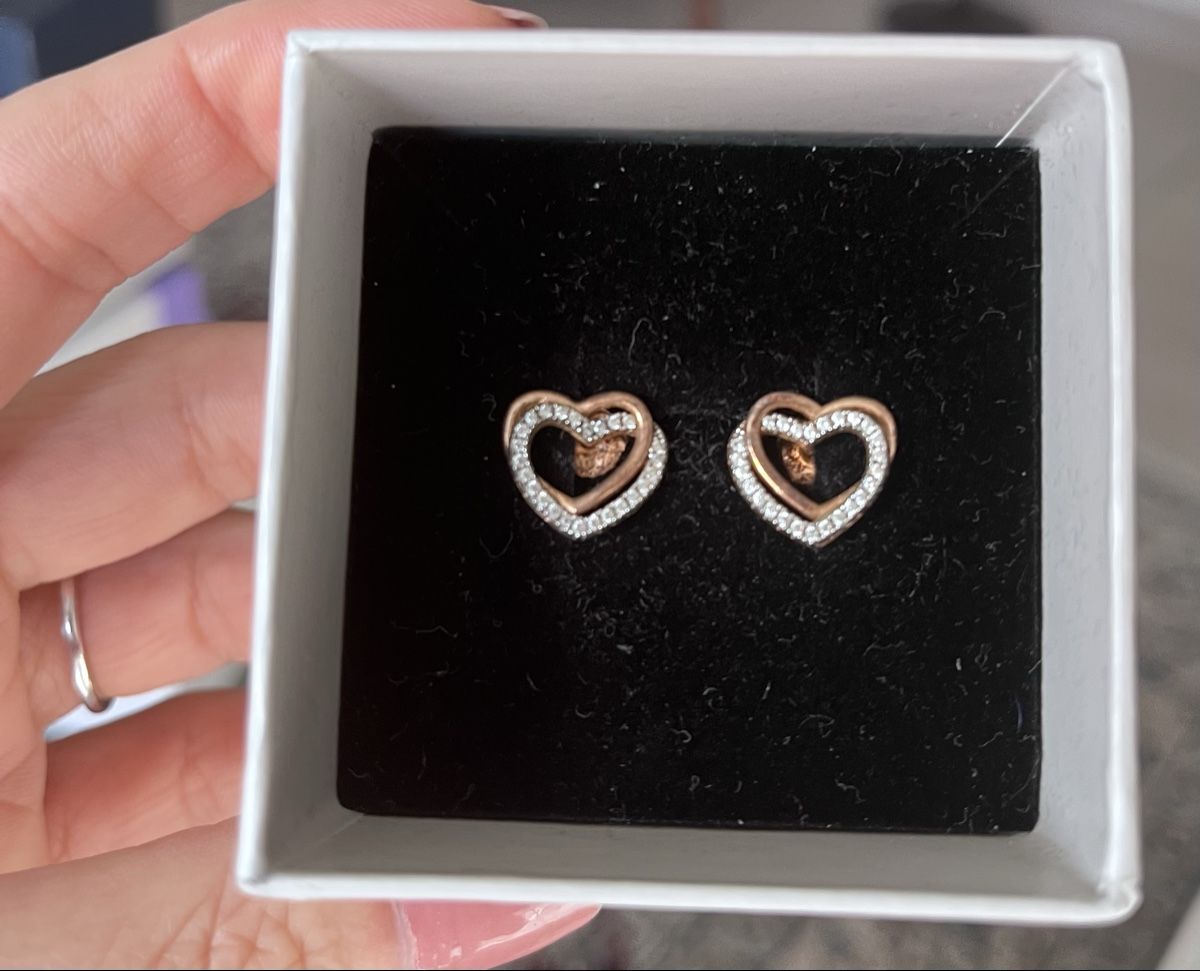 Christ Ohrringe & -stecker: Boucles d’oreilles puces avec zircons – Gebraucht aus Russin von dra_pv5d