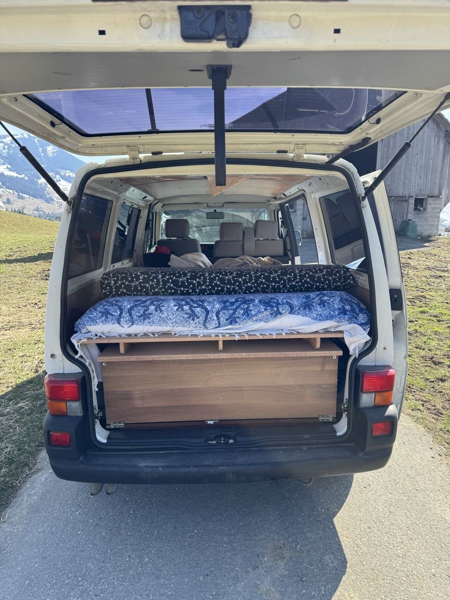 VW Veicoli da campeggio: Vw T4 Campingbus – Usato da Gstaad venduto da raa_tj8d 7
