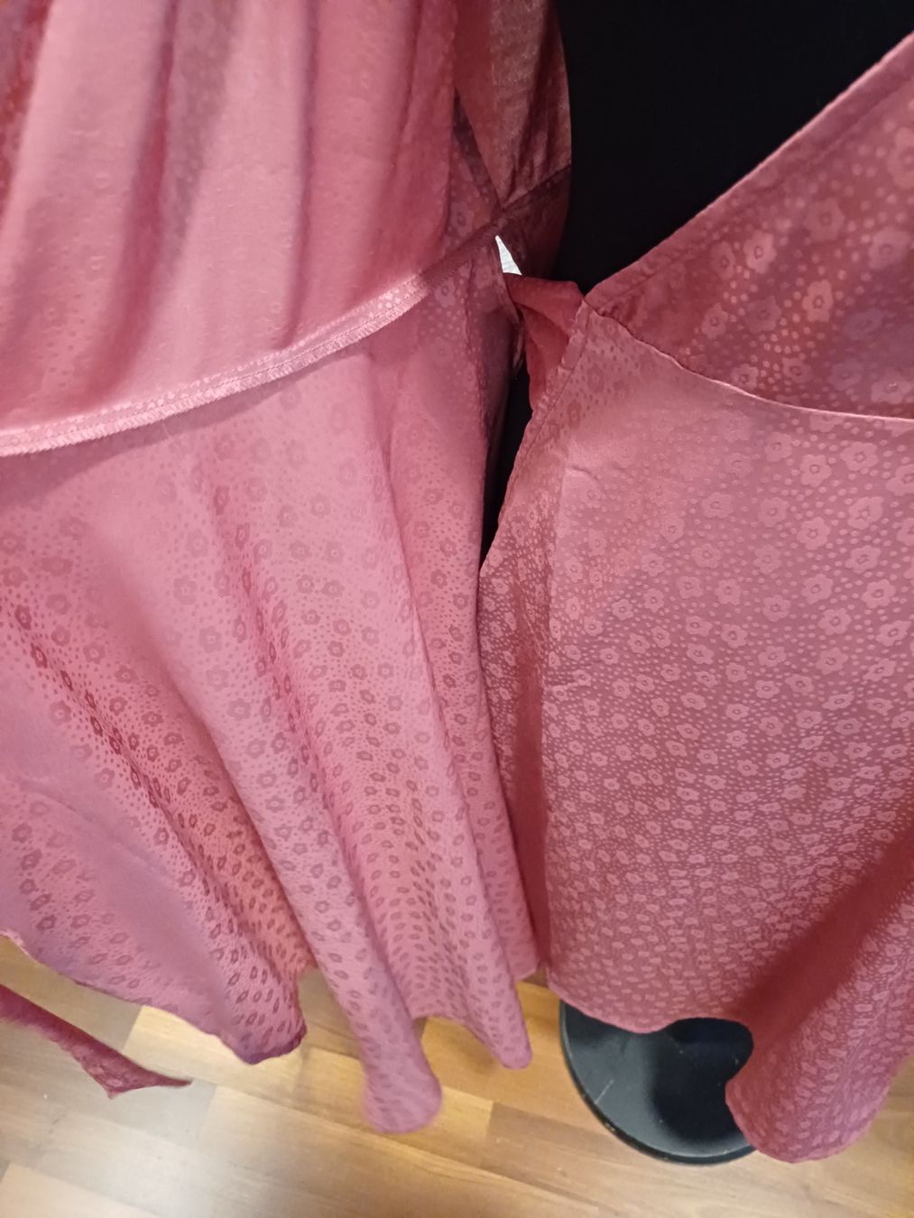 Samsøe Samsøe Vestiti: Elegantes Wickelkleid, Gr.34, Haether rose mit Blümchen – Nuovo (secondo la descrizione) da Winterthur venduto da Smily-_- 6