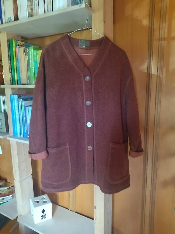 Giacche: Syndicate Cape & Wool Jacket – Usato da Ochlenberg venduto da Pbw_ardrobe