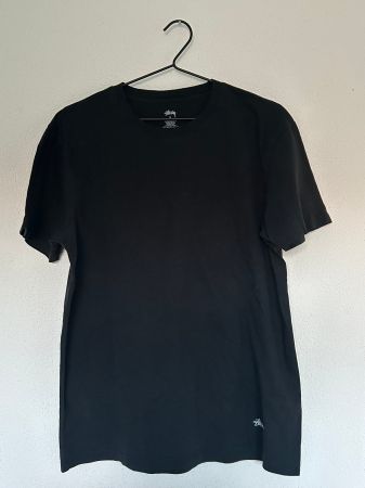 Stüssy / T-Shirt