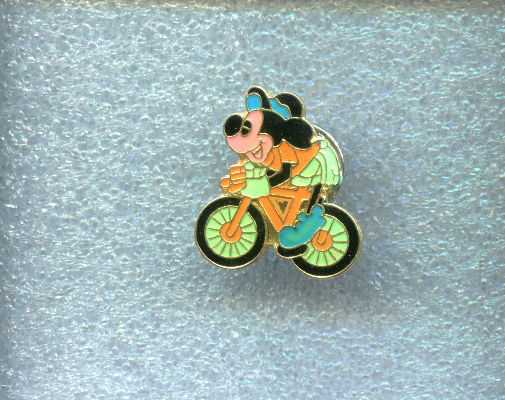 Disney Plaquettes & Badges: Micky Maus – D'occasion à Winterthur par Sammleroase