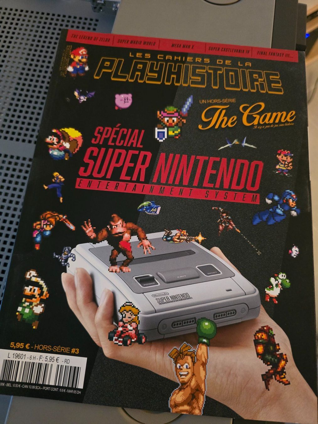 Nintendo Console: Lot Super Nintendo et NES mini, NES controller et Magazine – Usato da Thonex venduto da psxswiss2000 2