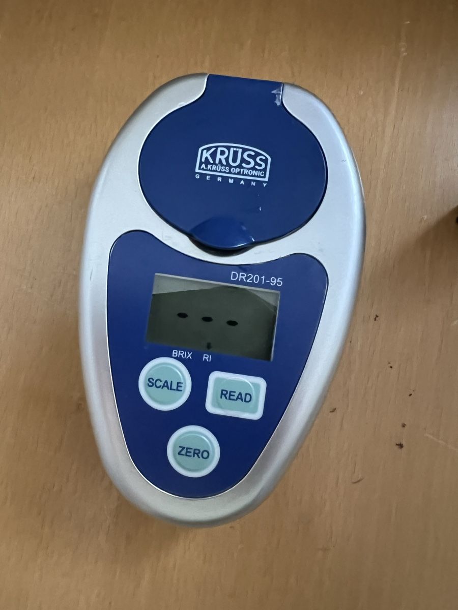 Messen: DIGITALES HANDREFRAKTOMETER DR201-95 – Gebraucht aus Basel von La.Bonne.affaire 2
