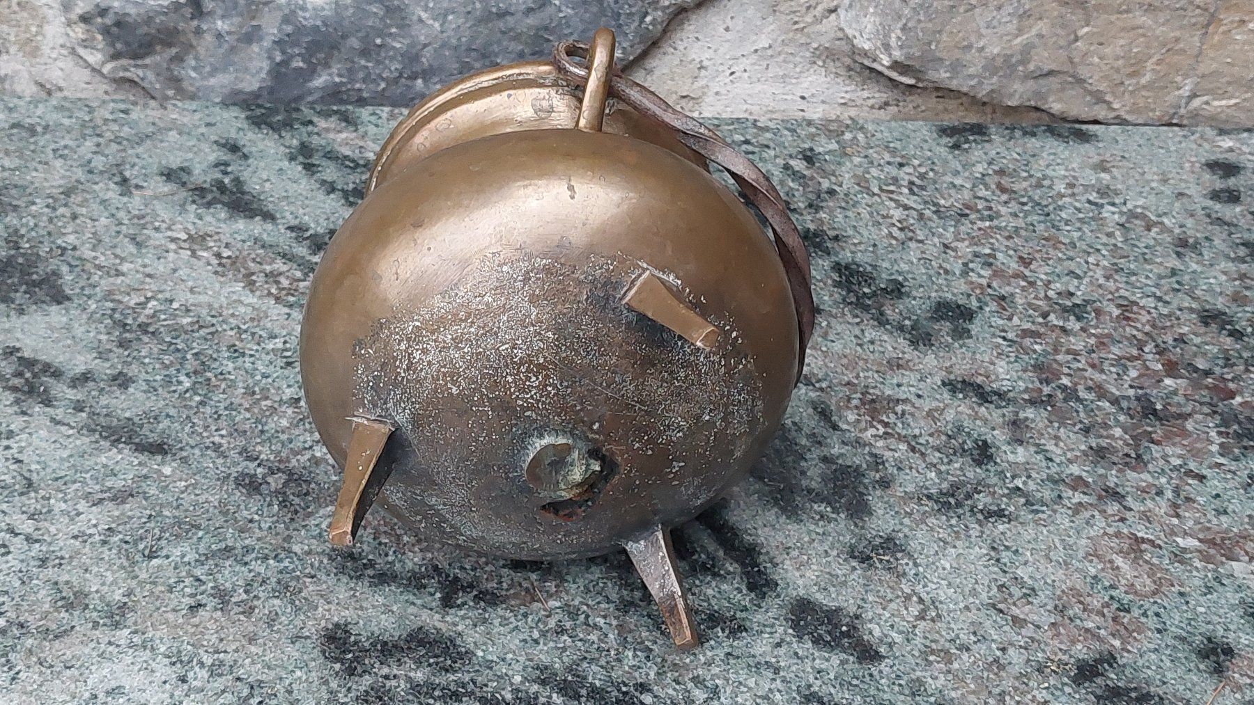 Töpfe: Massiver, antiker Topf, Kübel, Nr. 8 – Gebraucht aus Muri b. Bern von Spassholz 3