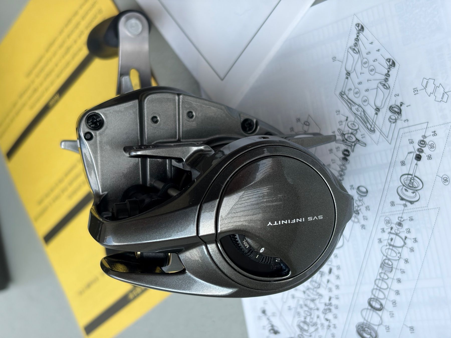 Shimano Tamburi & Mulinelli: NEU Shimano Metanium HG LEFT 2020 – Nuovo e nell'imballaggio originale da Luzern venduto da sau_m57c 4