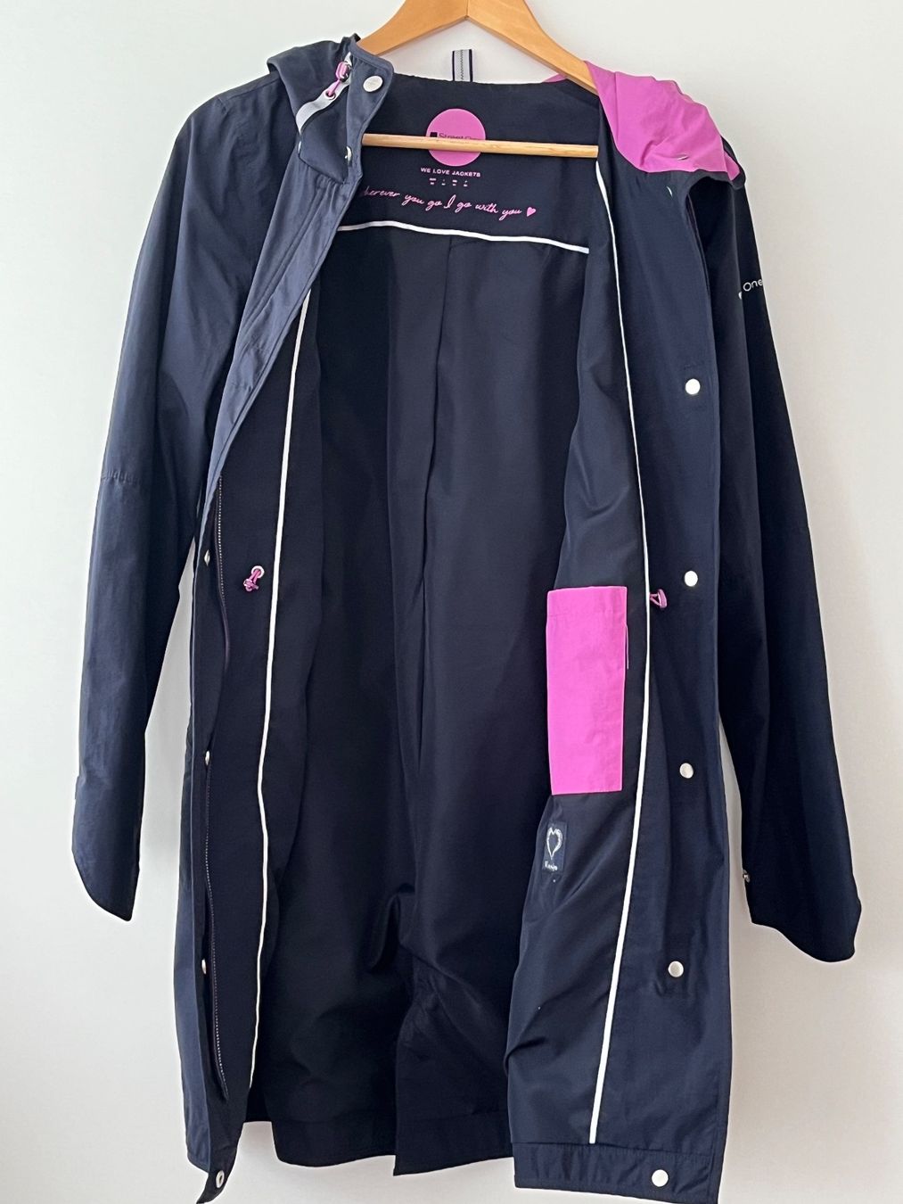 Giacche: Wunderschöne Regen und Windjacke Marke Street One – Usato da Buchs ZH venduto da Automatic007