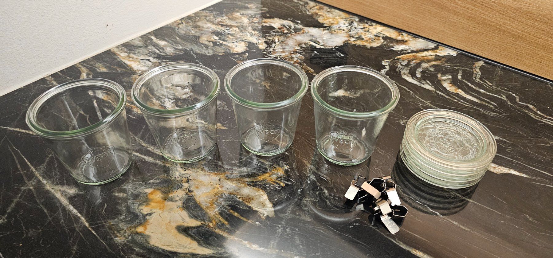 Weck Behälter & Ähnliches: Weckgläser, 4 Stück – Gebraucht aus Illgau von smili2591