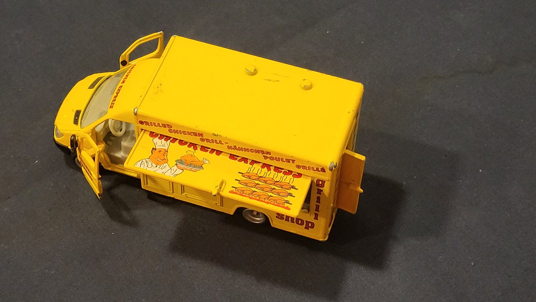 Siku Spielzeuge: Siku Lieferwagen "Chicken Express" – Gebraucht aus Uster von gurust 4