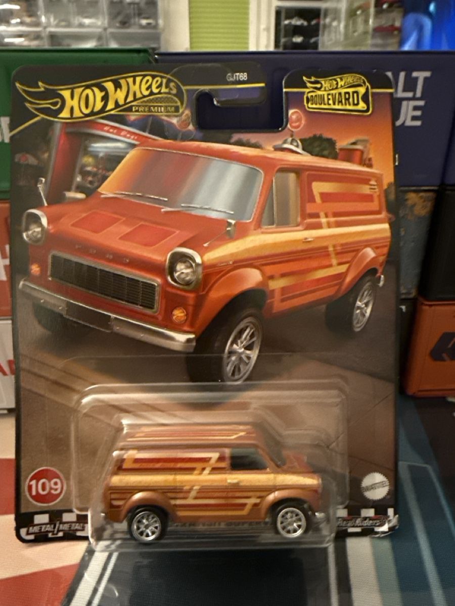 Hot Wheels Modellini d'auto: Hot Wheels Ford Transit Supervan Boulevard neue Version – Nuovo e nell'imballaggio originale da Basel venduto da Zomeg