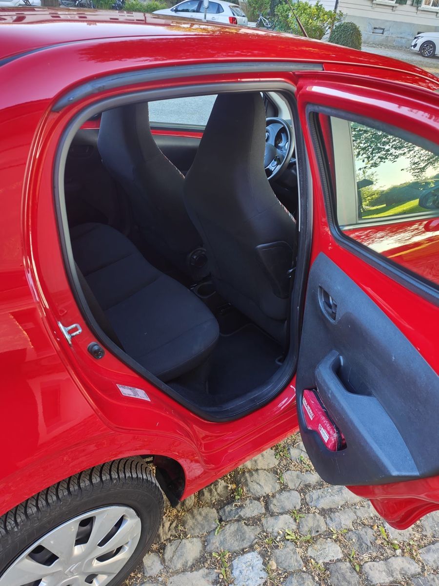 Citroën Automobili: Citroen C1 1.0 – Usato da Zürich venduto da Reto500 8