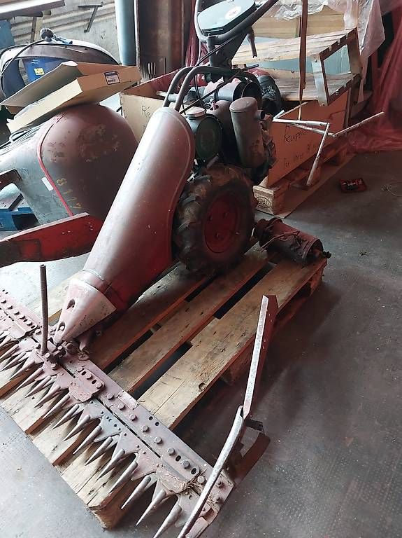 Agria Tutte le macchine: Motofaucheuse agria 1300 hirth 5 cv 2 temps – Usato da Noiraigue venduto da adr_c6qt 3