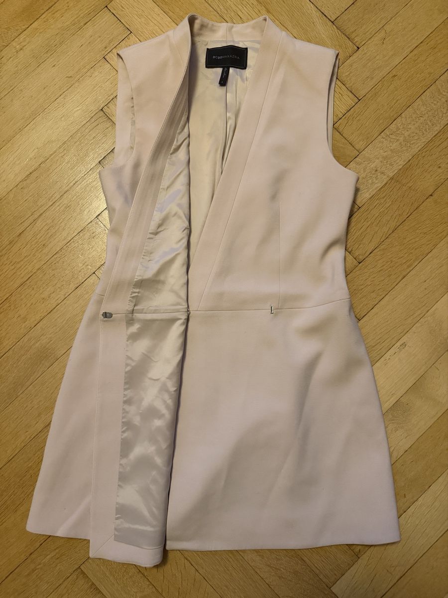 Vestiti: Robe BCBG Max Azria rose poudré nude - taille S – Usato da Lausanne venduto da Stephaniesdressing 5