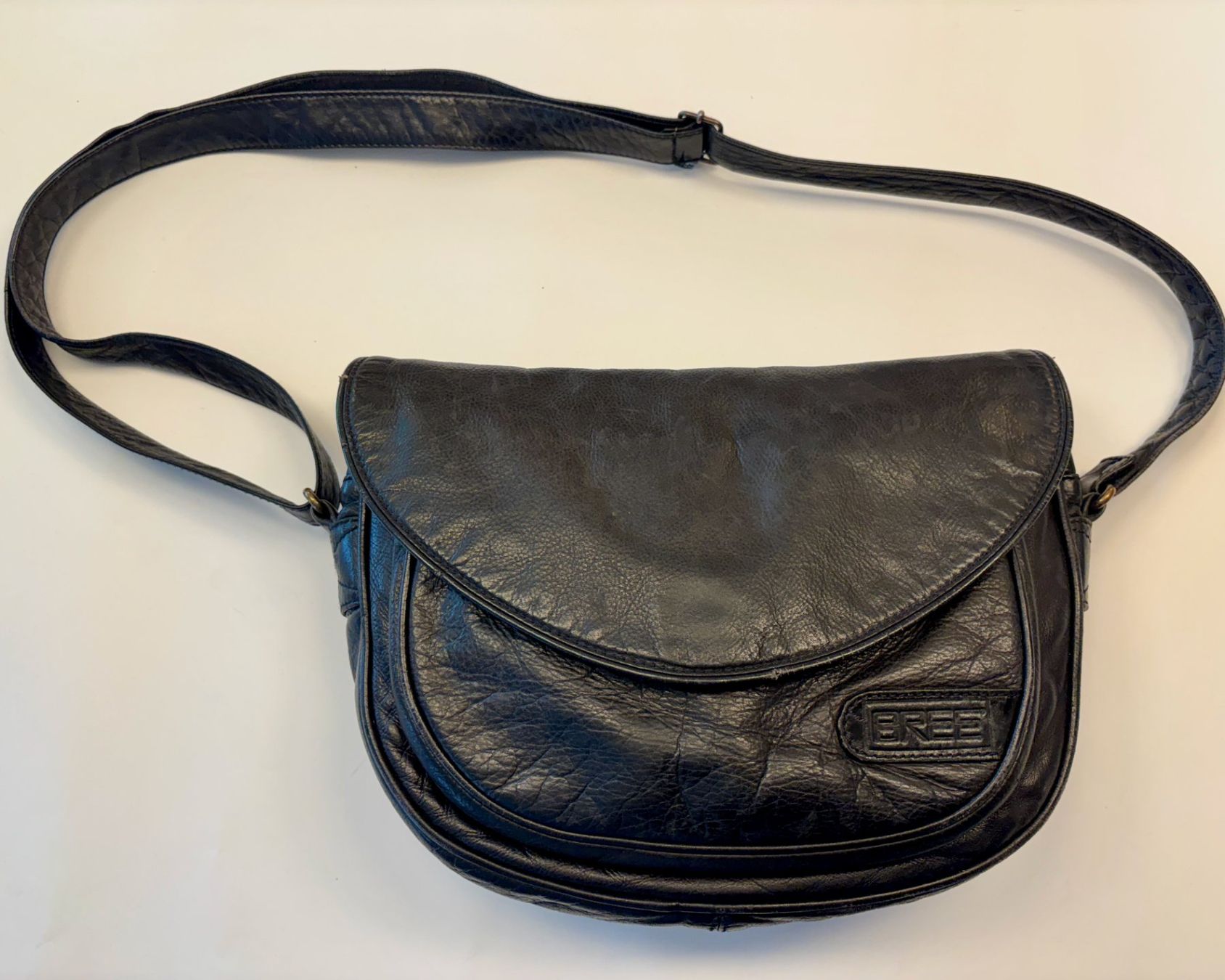 Bree Borse: Schwarze Ledertasche von BREE – Usato da Birmensdorf ZH venduto da CAS-ZRH