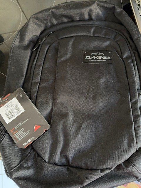 Zaini: Neuer Rucksack DAKINE – Nuovo e nell'imballaggio originale da Uster venduto da Greece123